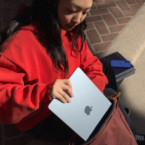 Apple MacBook Air 13-inch : M4 chip with 10-core CPU and 8-core GPU, 16GB, 256GB SSD - Sky Blue