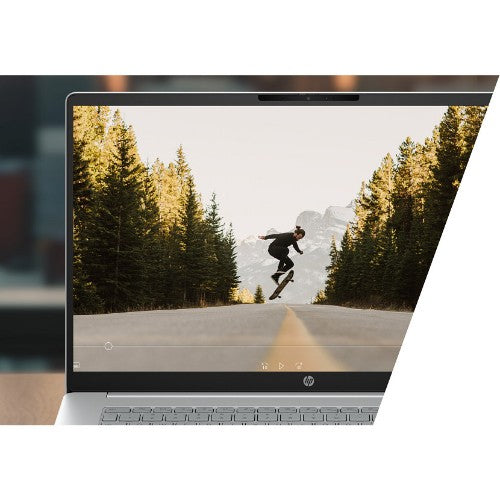 HP OmniBook 3 Laptop 17-dk0003nax Intel Core 7 150U 43.9 cm (17.3") HD+ 16 GB DDR5-SDRAM 1 TB SSD Wi-Fi 6 (802.11ax) FreeDOS Grey, Silver